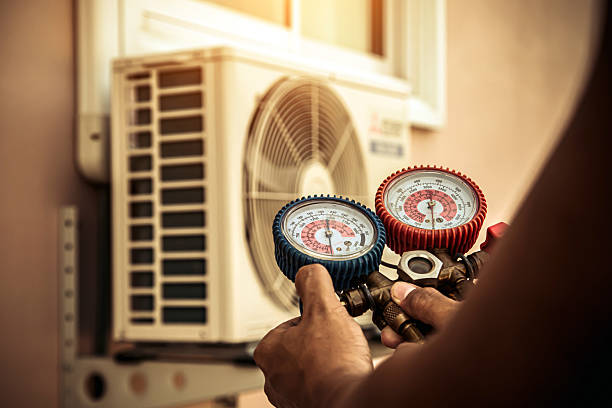 Professional Ac Installation technician working in Chaplin, CT